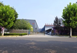 新厂门口 